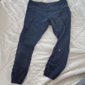 Lululemon women's navy blue size 10